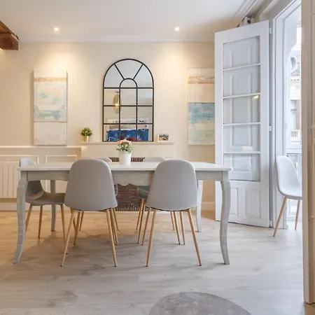 Paseo Del Arenal En El Casco Viejo Apartment *